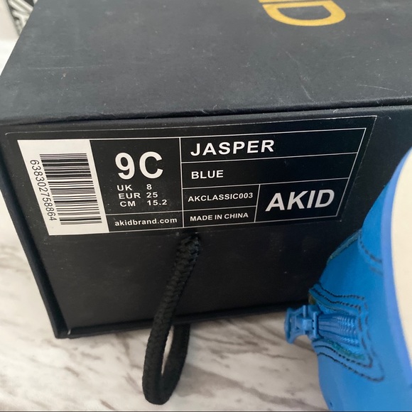 AKID Shoes - Picture 2 of 6